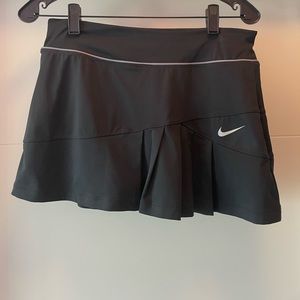 Nike Women’s Dri-Fit Tennis Skirt